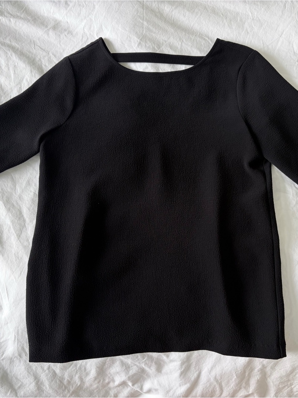 Theory open back Classic black long-Sleeve crepe Top